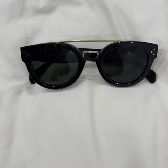 Women Celine sunglasses. - Picture 1 of 7